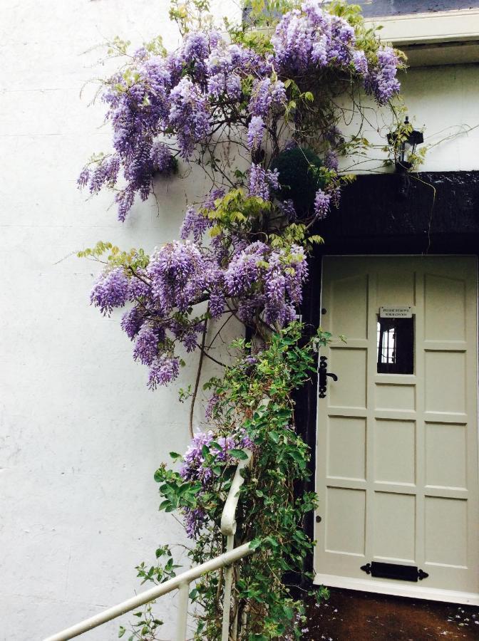 Willow Cottage B&B Yeadon Экстерьер фото
