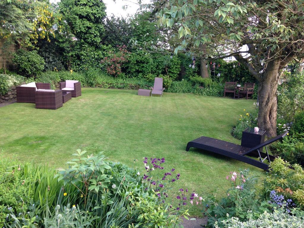 Willow Cottage B&B Yeadon Экстерьер фото