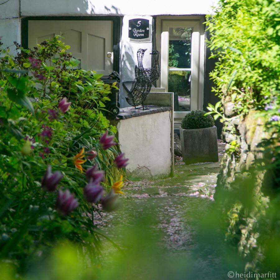Willow Cottage B&B Yeadon Экстерьер фото
