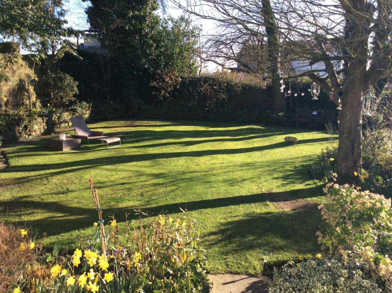 Willow Cottage B&B Yeadon Экстерьер фото